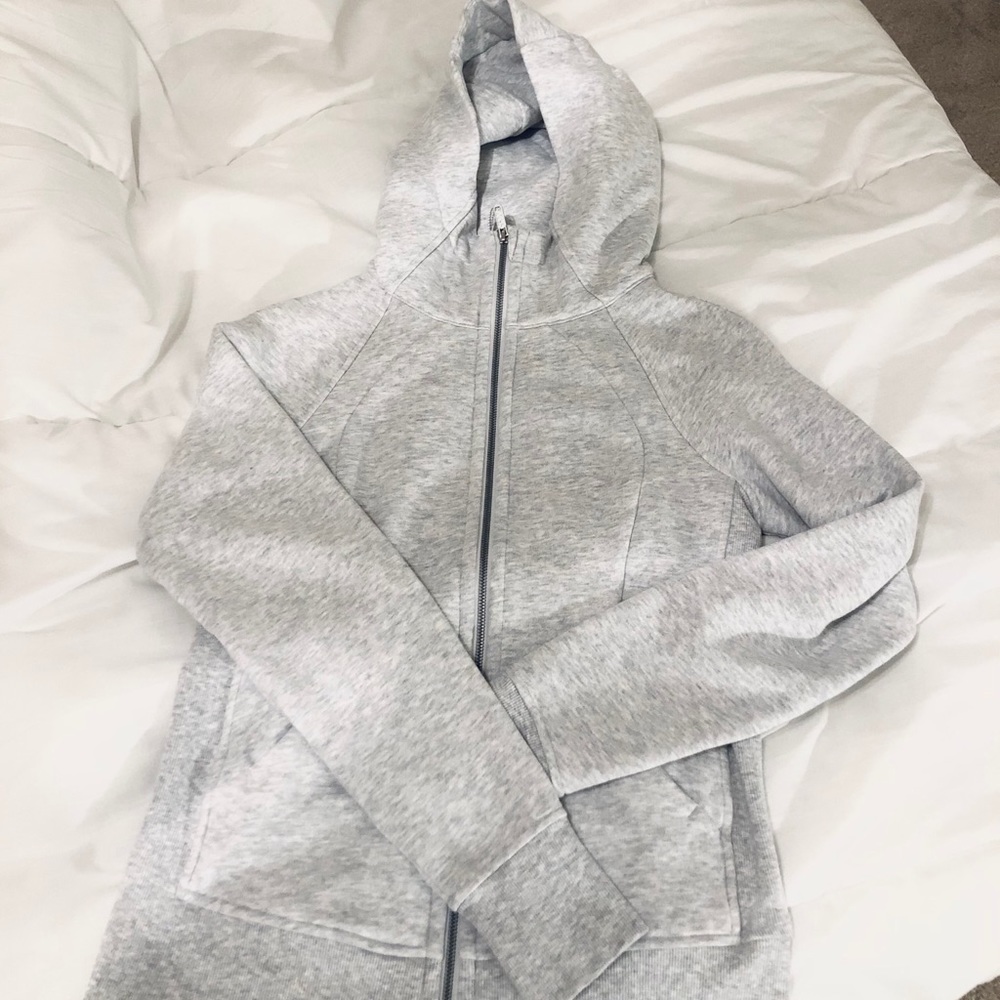 NWOT Lululemon Scuba Hoodie Size 6